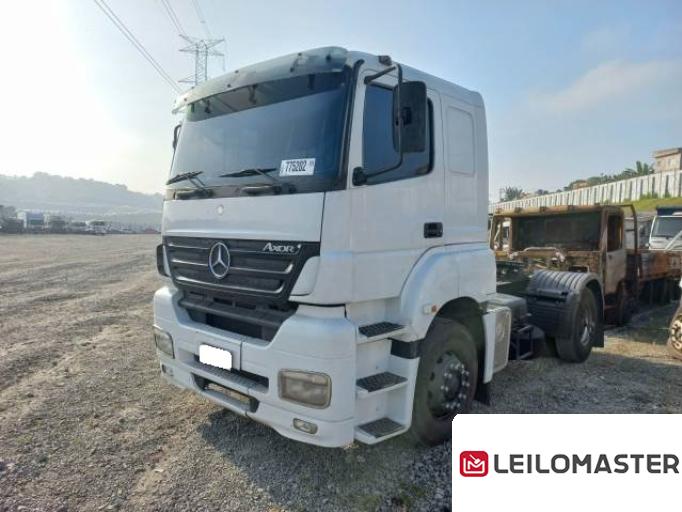 MERCEDES BENZ AXOR 1933 07/07