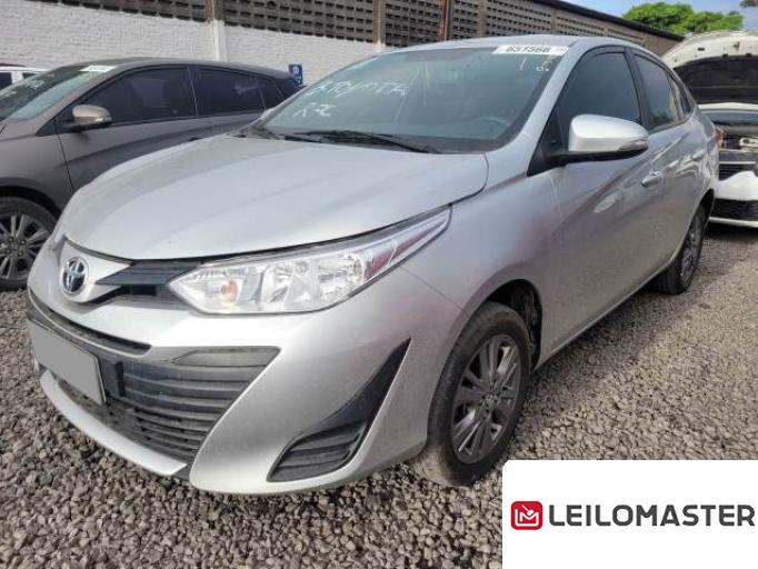 TOYOTA YARIS SEDAN 21/22