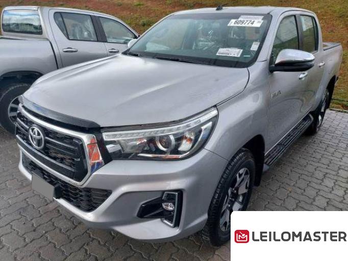 TOYOTA HILUX 19/19