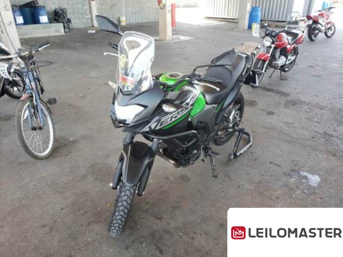 KAWASAKI VERSYS-X 21/21