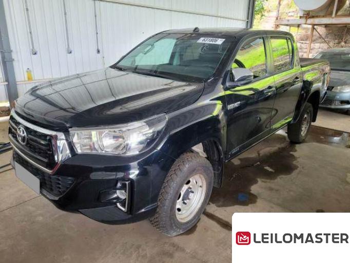 TOYOTA HILUX 19/19