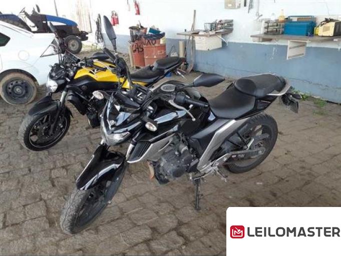 YAMAHA FAZER 250 19/19