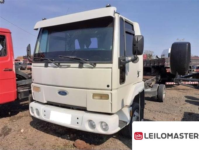FORD CARGO 05/05