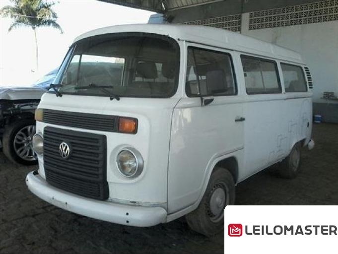 VOLKSWAGEN KOMBI 12/13